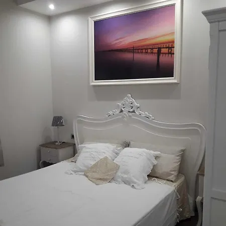 Bed & Breakfast Veronica's 3*