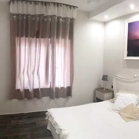 Veronica's Bed and breakfast 3*