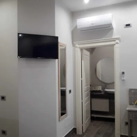 ベッド・アンド・ブレックファスト Veronica's 3*