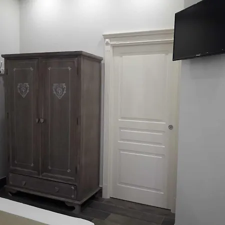 Bed and breakfast Veronica's Lesina